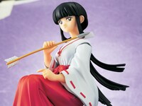 「DP るーみっくわーるど 海洋堂ボトルオンフィギュアコレクションby BOME Vol.2 犬夜叉」の「桔梗」。(C)高橋留美子／小学館・読売テレビ・サンライズ 2009
