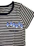 Genevieve Gaucklerデザインのおそ松くん兄弟Tシャツ。(C)Fujio Pro / Genevieve Gauckler × Ciaopanic