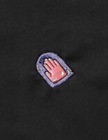 LUCKY LAND COMMUNICATIONS POLO［Black］。(C)LUCKY LAND COMMUNICATIONS / SHUEISHA