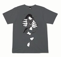 「神の左手 悪魔の右手」Tシャツ(C)楳図かずお／小学館