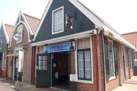 「私の龍馬イラスト展　IN ハウステンボス」は4月29日より開催される。