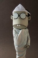 死神フィギュア、山田ヘッドバージョン。こちらは生きているはずなのに生気のない顔色。額の布製三角巾は着脱可能だ。