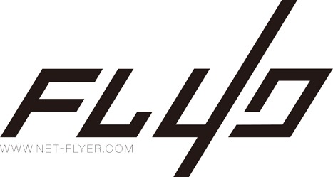 背面には「FLYD」ロゴ入り。（C）Hikaru Nakamura／SQUARE ENIX　（C）中村光／スクウェアエニックス・荒川UB製作委員会　（C）Yakushimaru Etsuko
