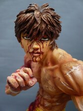 眼光は通常版より鋭くなっている。「RDF/範馬刃牙 強きを求めし者 流血版」(C)板垣恵介/FWD