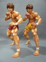 「RDF/範馬刃牙 強きを求めし者」通常版と流血版。(C)板垣恵介/FWD