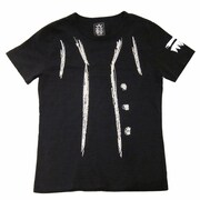 Tシャツ「ルフィ」のフロントは「ルフィ」の定番ファッションであるベストをイラスト化したデザイン。(C)尾田栄一郎／集英社・フジテレビ・東映アニメーション