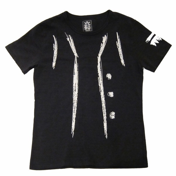 Tシャツ「ルフィ」のフロントは「ルフィ」の定番ファッションであるベストをイラスト化したデザイン。(C)尾田栄一郎／集英社・フジテレビ・東映アニメーション