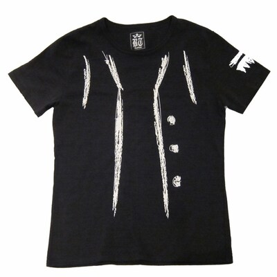 Tシャツ「ルフィ」のフロントは「ルフィ」の定番ファッションであるベストをイラスト化したデザイン。(C)尾田栄一郎／集英社・フジテレビ・東映アニメーション