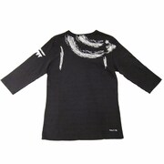 Tシャツ「ルフィ」の7分丈をバックから見た写真。(C)尾田栄一郎／集英社・フジテレビ・東映アニメーション