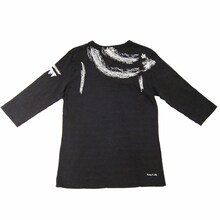 Tシャツ「ルフィ」の7分丈をバックから見た写真。(C)尾田栄一郎／集英社・フジテレビ・東映アニメーション