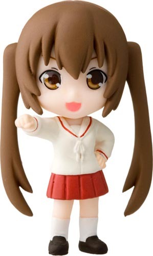 7巻初回限定版に付くカナのフィギュア。