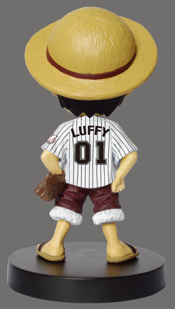 千葉ロッテマリーンズ仕様の「モンキー・D・ルフィ」フィギュア背面。(C)尾田栄一郎/集英社・フジテレビ・東映アニメーション　発売元：（株）プレックス　販売代理店：（株）ダイブ
