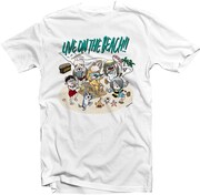 鬼太郎ビーチに立つ、ライブハウス・音霊の水木Tシャツ