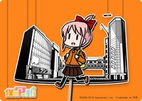 アキバを背景に駆ける女の子。そのリュックサックには何が詰まっているのか。