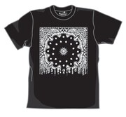 ブラックカラーの前面。(C)真鍋昌平/小学館