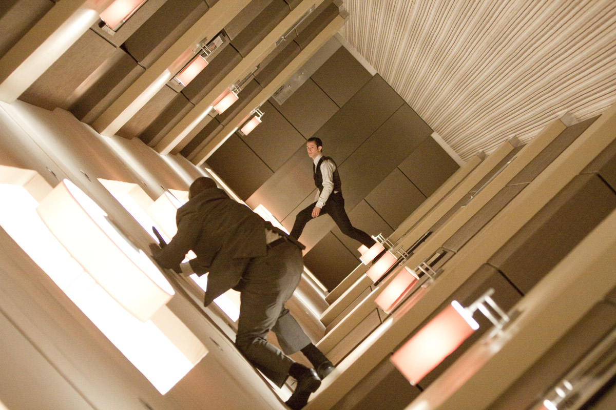 「インセプション」場面写真（C）2010 WARNER BROS.ENTERTAINMENT INC.