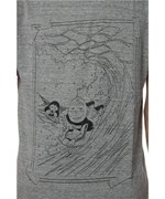 アニメ「ちびまる子ちゃん」とMANGART BEAMS TとのコラボTシャツ。ボディボードをする友蔵が軽快な1枚。(C)さくらプロダクション／日本アニメーション