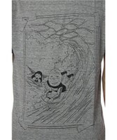 アニメ「ちびまる子ちゃん」とMANGART BEAMS TとのコラボTシャツ。ボディボードをする友蔵が軽快な1枚。(C)さくらプロダクション／日本アニメーション