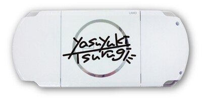 PSP裏面に入れるサインのイメージ※サイン、画像は製作中のものです