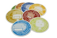 コースターは8種のセット。