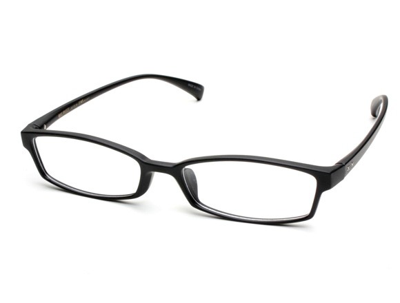 「ルフィ」モデルの「ファミマ・ドット・コム」限定カラーのマットブラック。(C)尾田栄一郎／集英社・フジテレビ・東映アニメーション