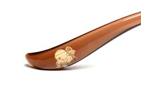 「ナミ」モデルのテンプルエンドに入るマーク。(C)尾田栄一郎／集英社・フジテレビ・東映アニメーション