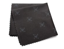 「ロビン」モデルのメガネ拭き。(C)尾田栄一郎／集英社・フジテレビ・東映アニメーション