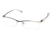 「ゾロ」モデルの限定カラー・シルバー。(C)尾田栄一郎／集英社・フジテレビ・東映アニメーション