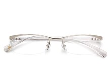 「ゾロ」モデルの限定カラー・シルバー。(C)尾田栄一郎／集英社・フジテレビ・東映アニメーション