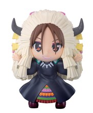 お面を外すと、さわちゃんの素顔がのぞく。（C）かきふらい・芳文社／桜高軽音部