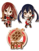 F賞のピンズ3個セット。（C）かきふらい・芳文社／桜高軽音部