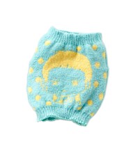 「ごっちゃんドット柄マシュマロ腹巻き キッズ」。こちらは子供用。価格は1800円。(C)東村アキコ／集英社