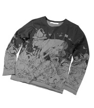 カットソーのチャコール。本編に登場するイラストをもとにデザインされている。（C）三浦建太郎 / 白泉社