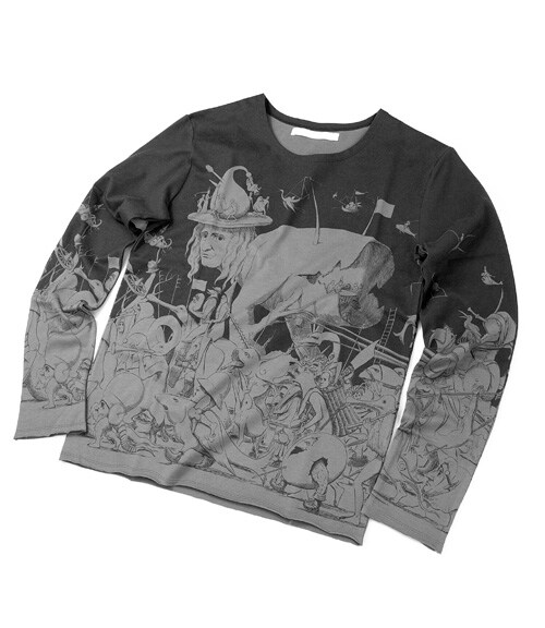 カットソーのチャコール。本編に登場するイラストをもとにデザインされている。（C）三浦建太郎 / 白泉社