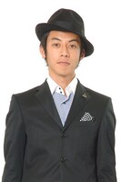 ゴタ消し白虎こと白井虎次郎を演じる西野亮廣（キングコング）。