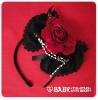 「蔵之介バラコサージュ付きカチューシャ」4725円。(C)東村アキコ・講談社/海月姫製作委員会