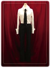 「蔵之介パンツ」と「蔵之介タイ付きドビーストライプブラウス」のコーディネート。(C)東村アキコ・講談社/海月姫製作委員会