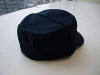 「NEW ERA　ONEPIECE　ワークキャップ（海軍）」を後ろ側。