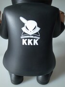 「ソフビ鴉魂DX 七代目武装戦線 別働隊KKK 姫川敬ファミマ・ドット・コム ver.」(C)高橋ヒロシ（月刊少年チャンピオン）2002-2011