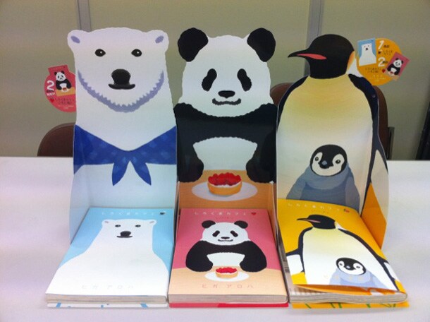 フェア開催店には、しろくま、パンダ、ペンギン型の販売台も設置される。