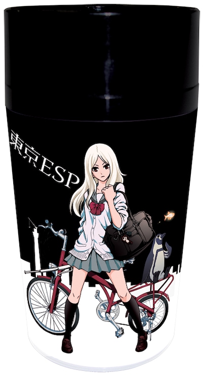 「空飛ぶ少女とペンギンフェア」で100名に当たる「“少女とペンギン”特製タンブラー」。