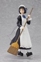 「figma 嵐山歩鳥」は小物も充実。掃除はメイドのたしなみ。(C)石黒正数・少年画報社／それ町製作委員会