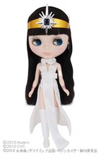 永井豪「アイラ from マジンカイザー SKL」 BLYTHE is a trademark of Hasbro. （C）2010 Hasbro. All Rights Reserved. BLYTHEcharacter rights are licensed in Asia to Cross World Connections, Ltd.Licensed by Hasbro.  www.blythedoll.com (pc site)　blythemobile.com (mobilesite)