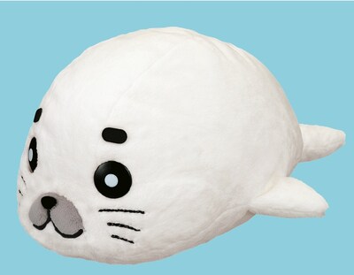 「少年アシベ スーパーDXゴマちゃんぬいぐるみ～登場編～」は今にも「キュ～ッ」と鳴きだしそうな愛らしさ。小脇に抱えて劇中のシーンを再現してみよう。（C）森下裕美・OOP／双葉社