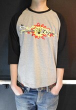 Tシャツの着用例。（c）高橋留美子／小学館　阪神タイガース承認TSH