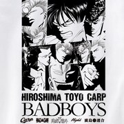 「グラフィックA Tシャツ」ホワイトのプリントをアップで。