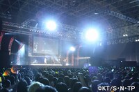 「ジャンプフェスタ2011」での様子。(C)許斐 剛／集英社・ＮＡＳ・テニスの王子様プロジェクト 写真提供／集英社　撮影／菊地寛子