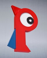 「ROBOT魂 コピーロボット（1号）」に付属する「パーマンバッチ」。（c）Fujiko-Pro （c）藤子プロ・小学館・テレビ朝日・シンエイ・ADK 2011