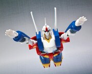 「ROBOT魂 ザンダクロス」（c）Fujiko-Pro （c）藤子プロ・小学館・テレビ朝日・シンエイ・ADK 2011