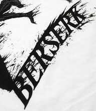 「ガッツ」Tシャツ（ホワイト）(C)三浦建太郎 / 白泉社